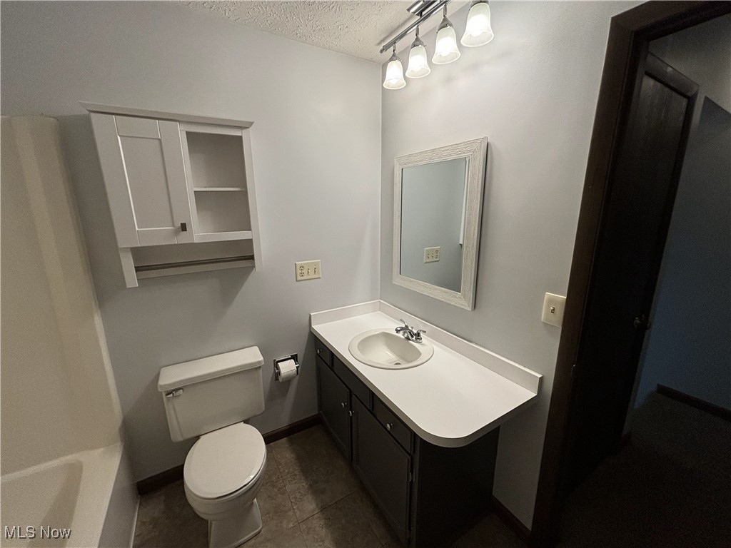 451 Lockport Avenue, New Philadelphia, Ohio image 8