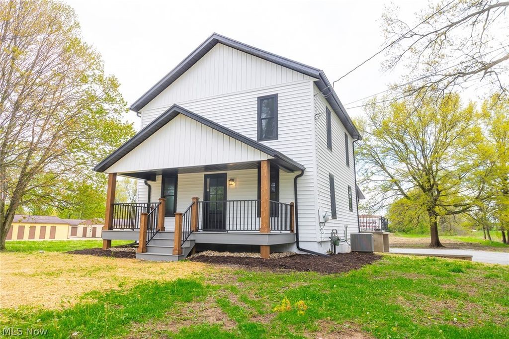 Photo of 7437 E Lincoln Way, Apple Creek, OH 44606 (MLS # 5207783)