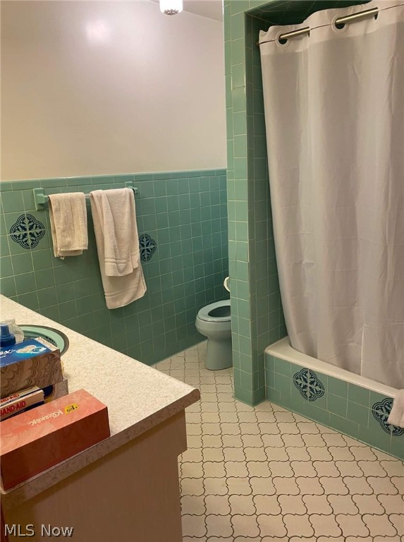 Dixon Heights LOT 35 - Residential