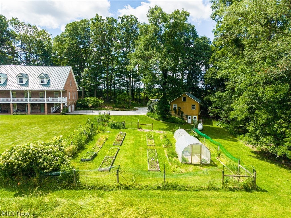 7575 Brown Rd.