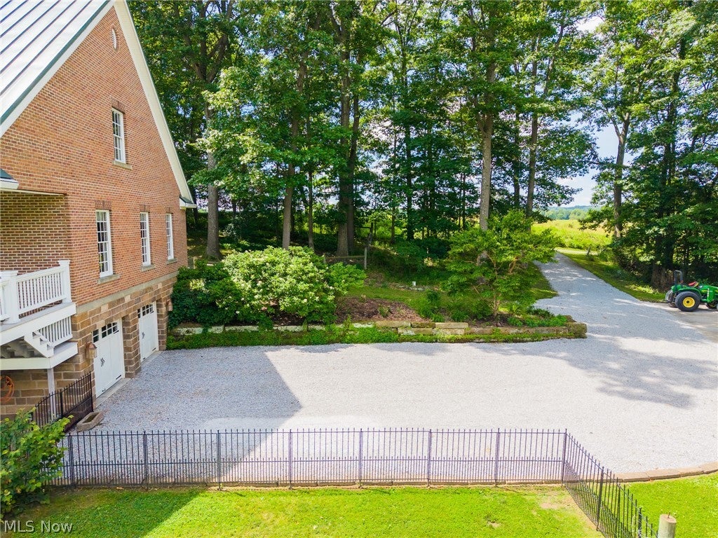 7575 Brown Rd.