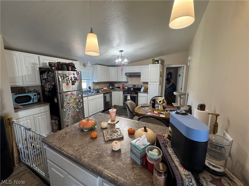 1851 State Route 213