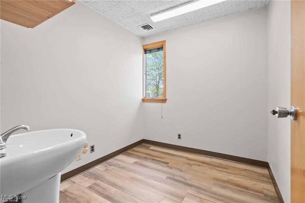 Swallowtail Professional Condo - Commercial Lease