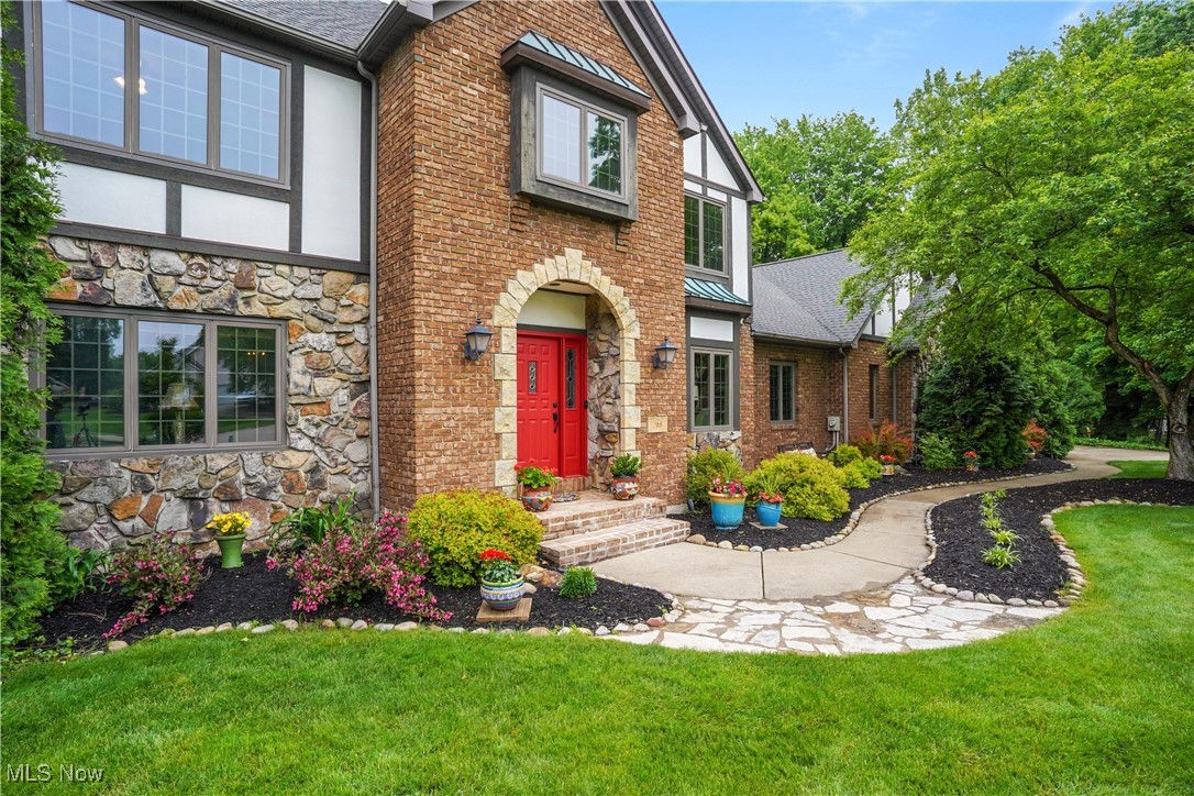 868 Bentley Place Boulevard