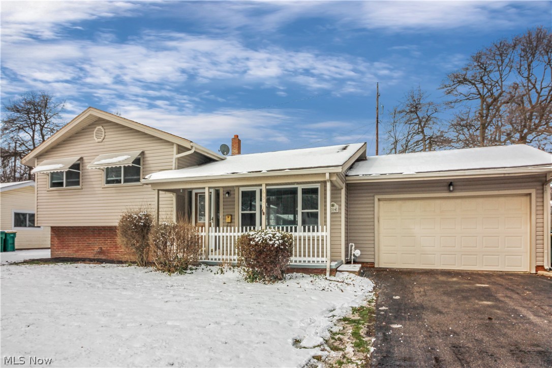 6304 Meadowbrook Drive