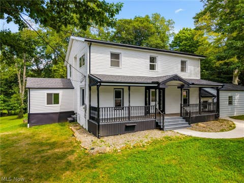 Homes For Sale - 6097 Reno Drive<br/> Louisville, OH 44641