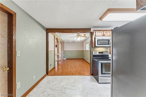 Tiny photo for 154 Fairfield Road, Avon Lake, OH 44012 (MLS # 5220995)