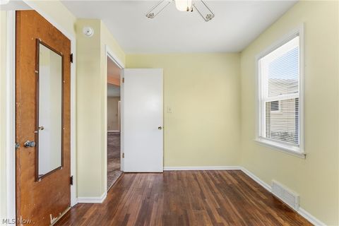 Tiny photo for 154 Fairfield Road, Avon Lake, OH 44012 (MLS # 5220995)
