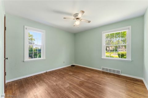 Tiny photo for 154 Fairfield Road, Avon Lake, OH 44012 (MLS # 5220995)