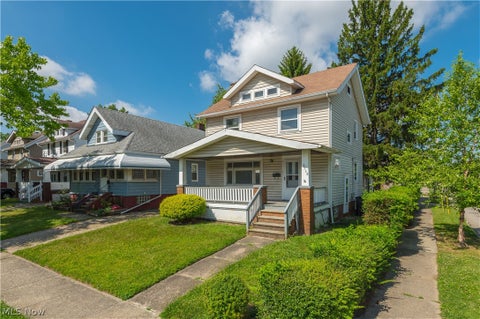 Tiny photo for 3538 W 128th Street, Cleveland, OH 44111 (MLS # 5226641)