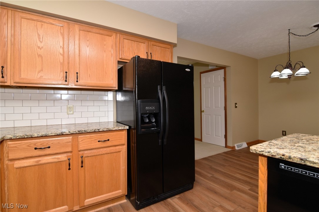 5015 Portland Cove, Stow, Ohio image 16