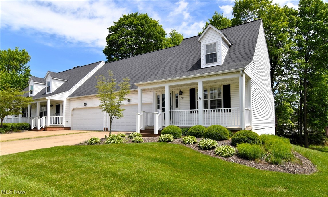 5015 Portland Cove, Stow, Ohio image 2