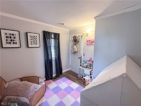 Tiny photo for 4408 Lincoln Street, Parkersburg, WV 26104 (MLS # 5188043)