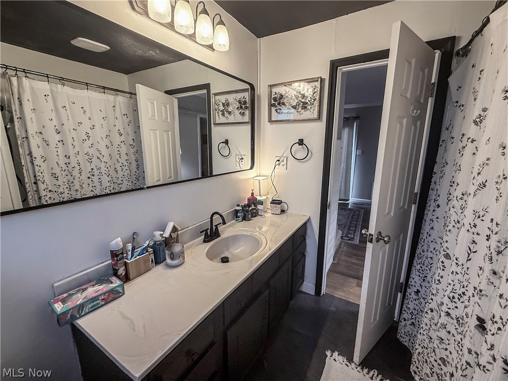 H Olmes Park Adn - Residential