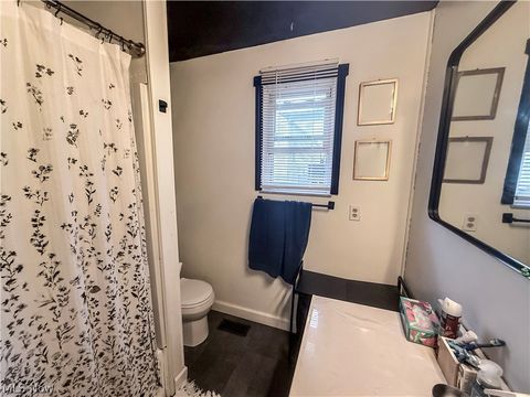 Tiny photo for 4408 Lincoln Street, Parkersburg, WV 26104 (MLS # 5188043)