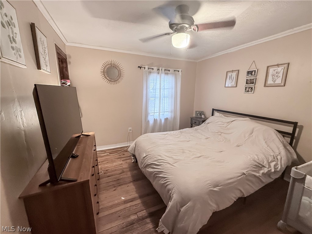 H Olmes Park Adn - Residential