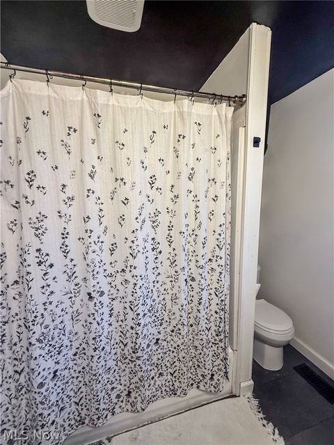 Tiny photo for 4408 Lincoln Street, Parkersburg, WV 26104 (MLS # 5188043)