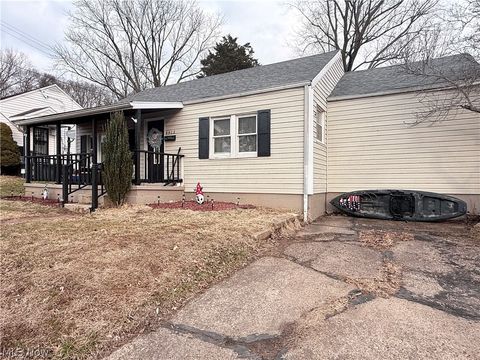Tiny photo for 4408 Lincoln Street, Parkersburg, WV 26104 (MLS # 5188043)