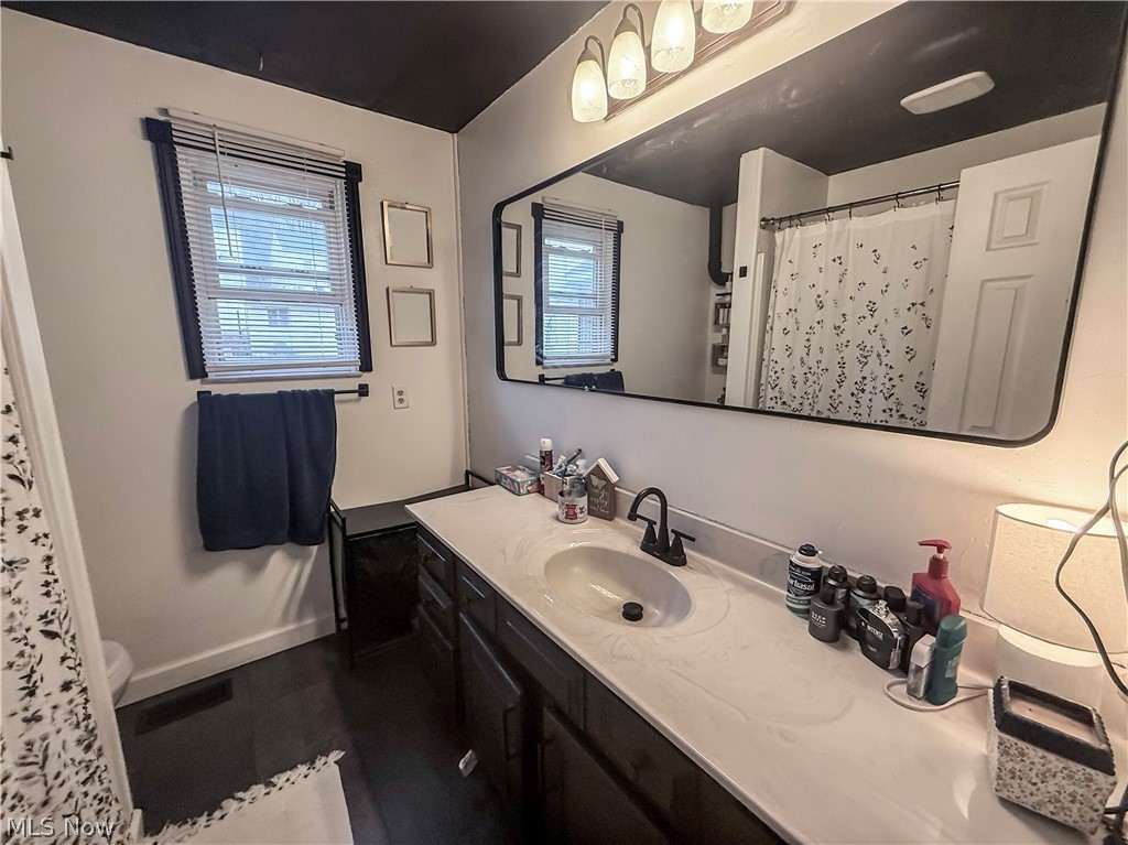 H Olmes Park Adn - Residential