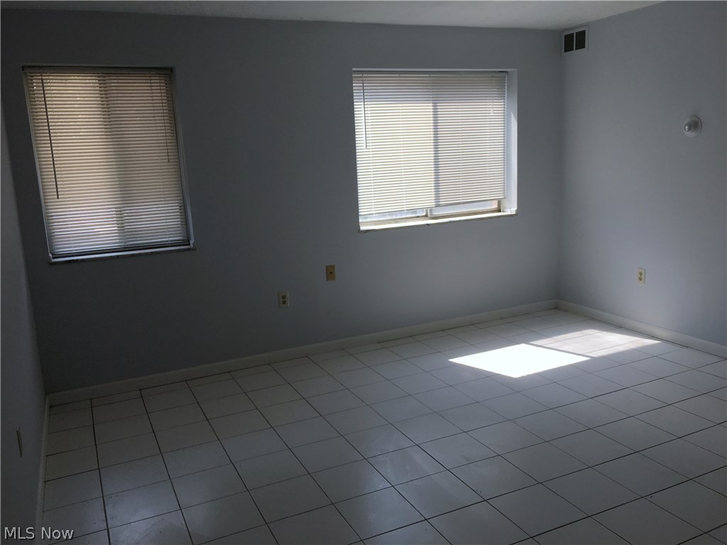 Coral Rock Condo - Residential