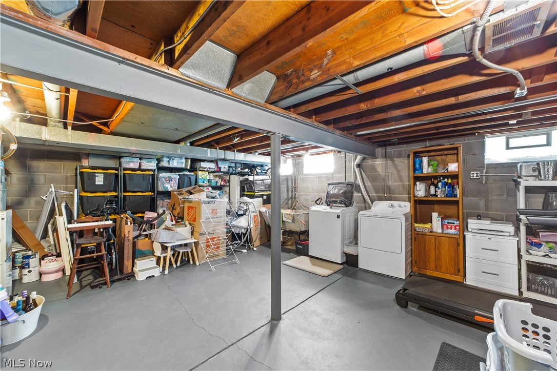 F & F Dev Co Inc - Residential