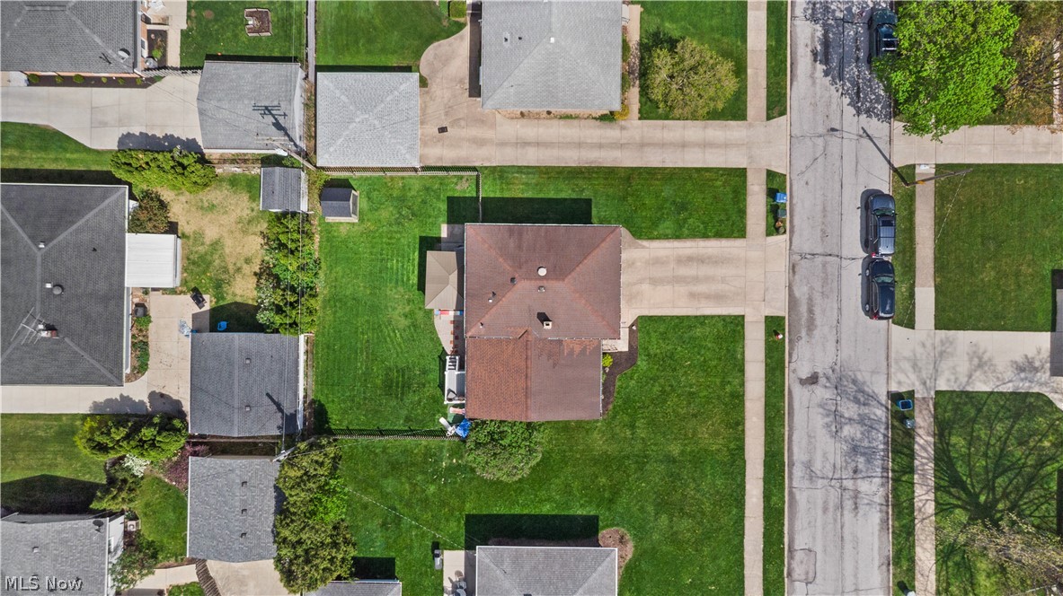 F & F Dev Co Inc - Residential