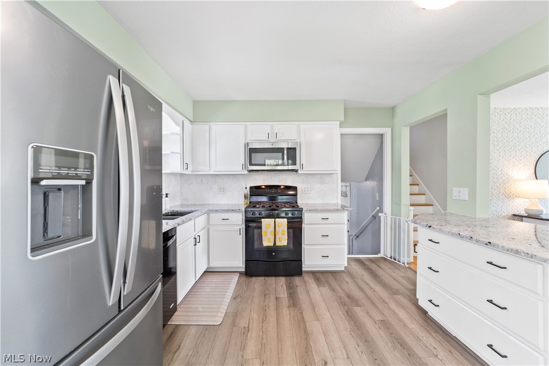 F & F Dev Co Inc - Residential