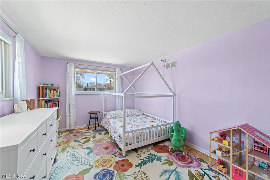 F & F Dev Co Inc - Residential