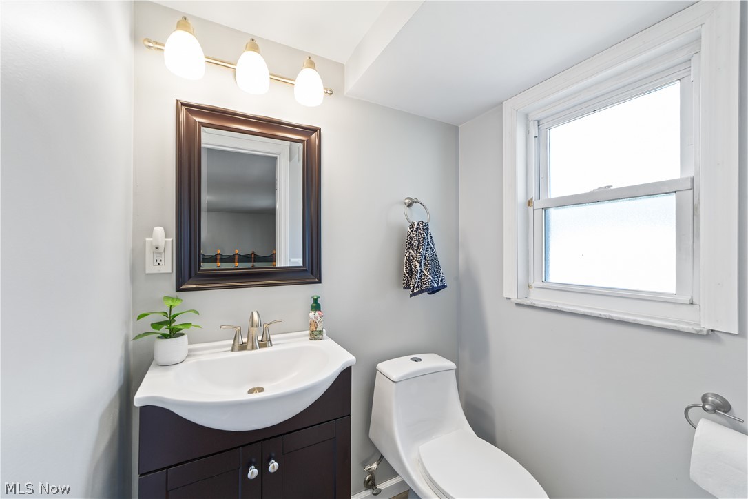 F & F Dev Co Inc - Residential