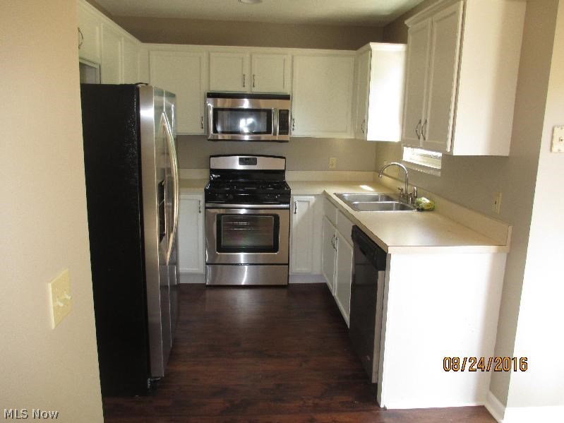 Darthmouth/Clg Hills Ph 04-A - Residential