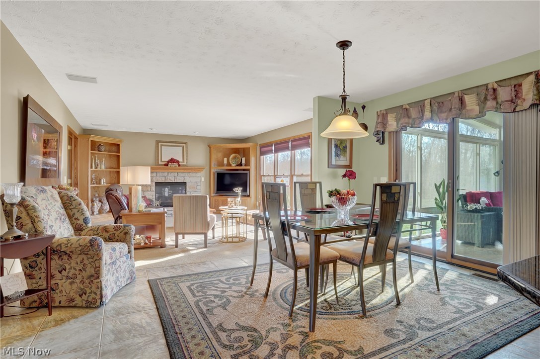 Cloverleaf - Residential