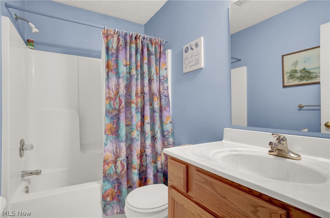 Cloverleaf - Residential