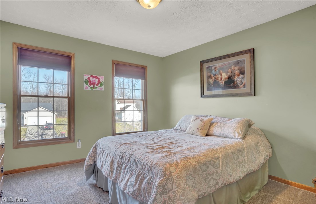 Cloverleaf - Residential