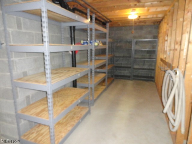 Bob-O-Link - Residential