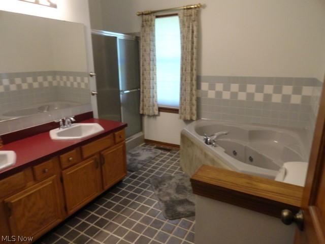 Bob-O-Link - Residential