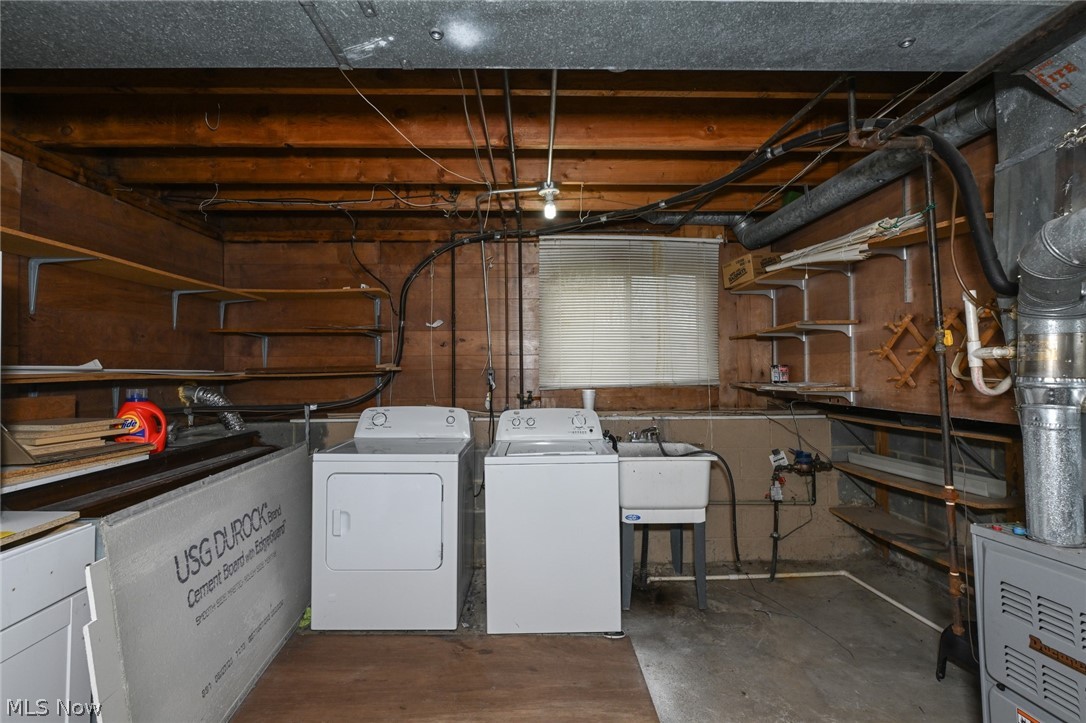 Bedford Colony Club Apts - Residential