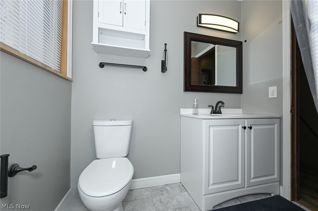 Bedford Colony Club Apts - Residential