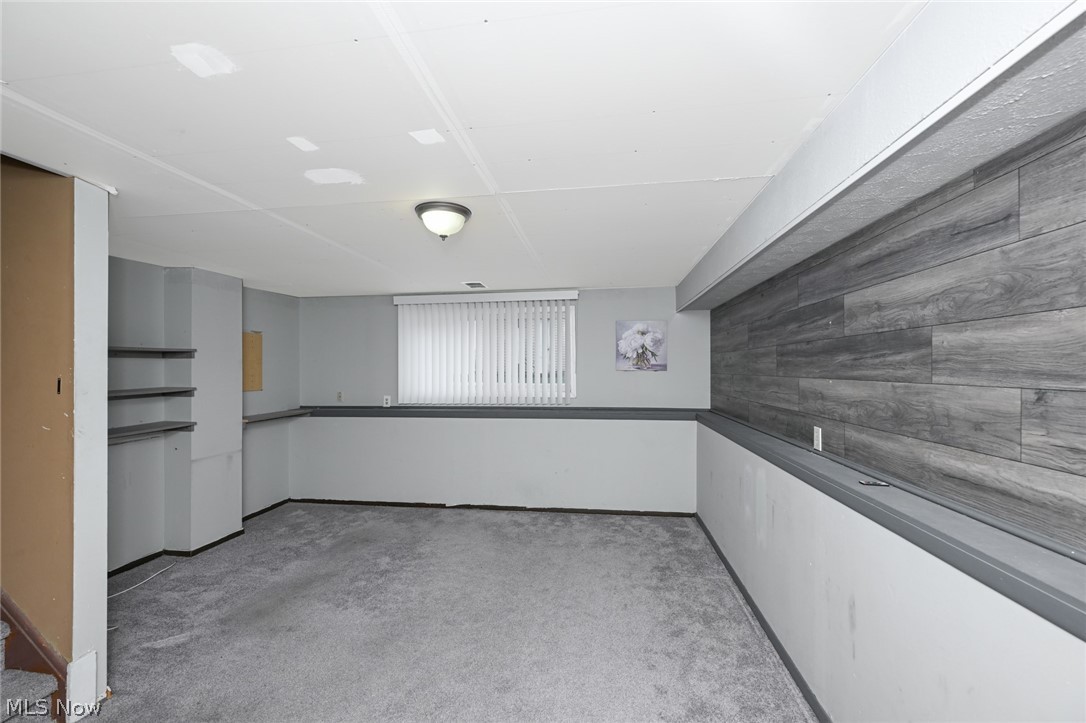 Bedford Colony Club Apts - Residential