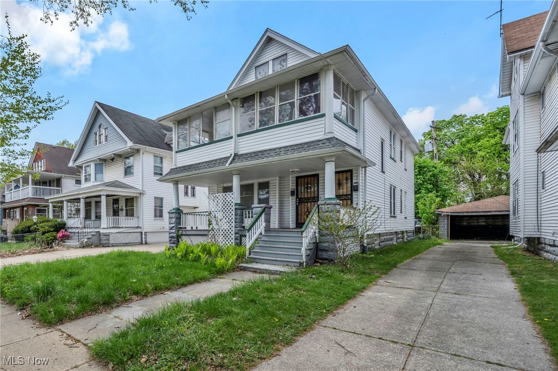 634 E 117th Street