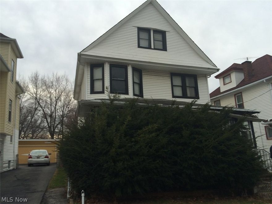 Large Colonial featuring 4 Bedrooms; Formal Dining Room; Spacious Living Room.  Kitchen offers eat in area.  Great investment opportunity!! Schedule your showing Today and submit your offer.