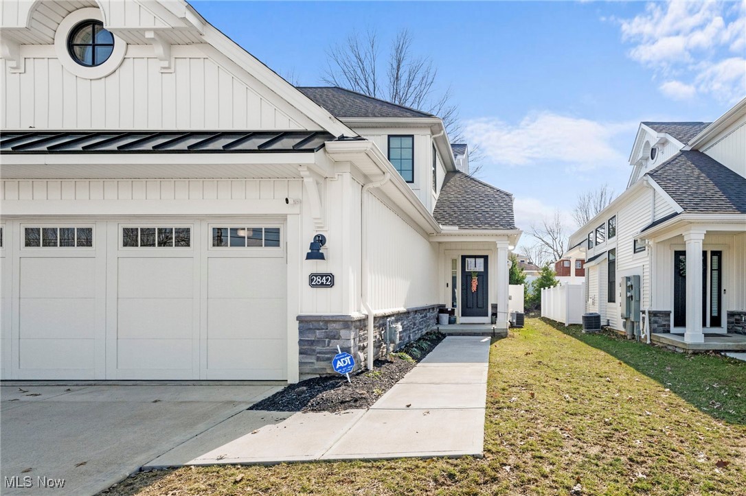 2842 Riviera Drive, Fairlawn, Ohio image 3