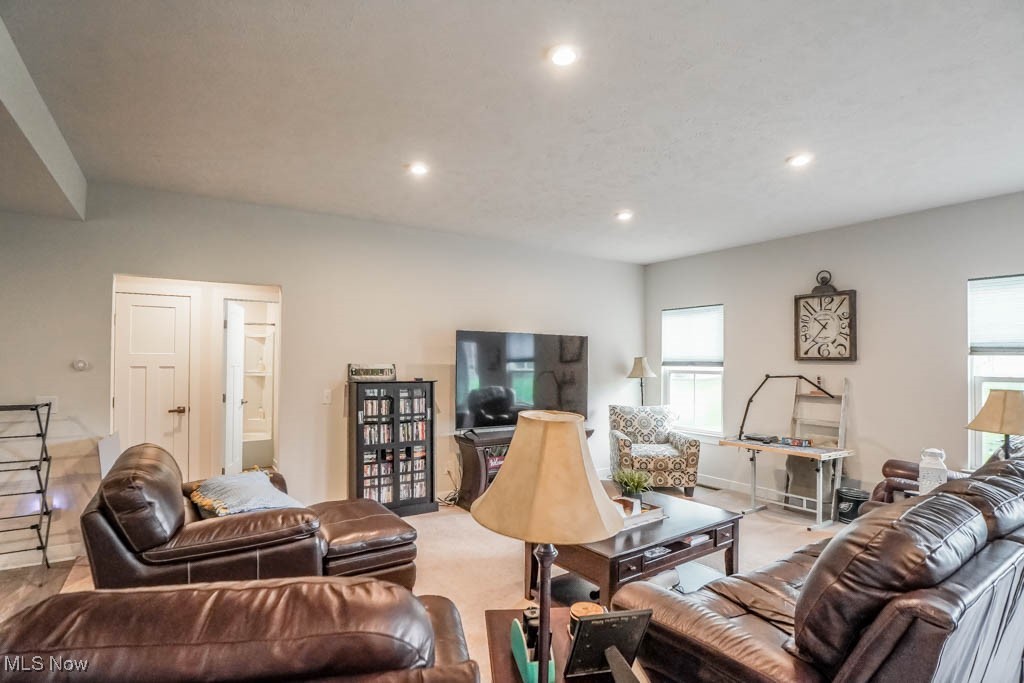 7866 Copper Court Circle, Canton, Ohio image 5