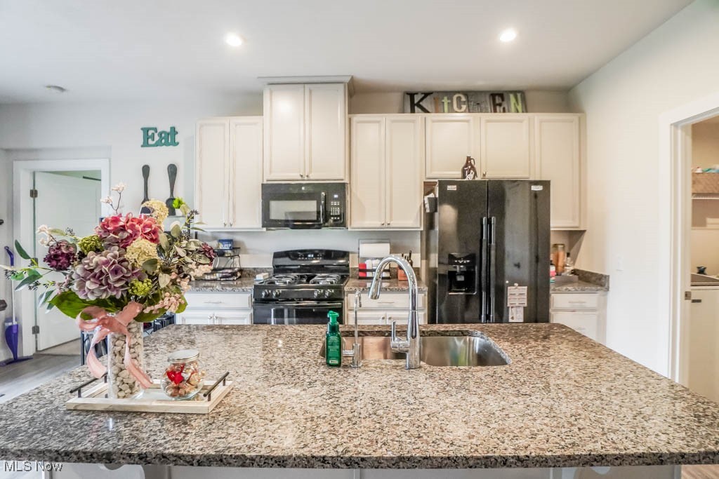 7866 Copper Court Circle, Canton, Ohio image 8