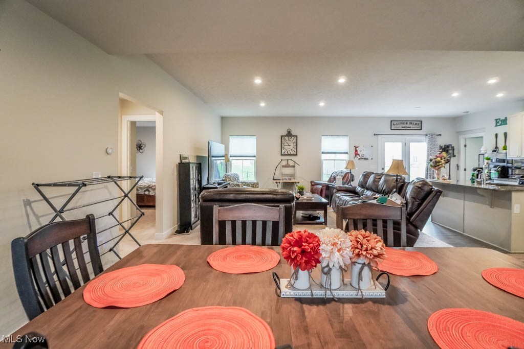 7866 Copper Court Circle, Canton, Ohio image 3