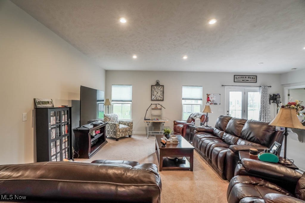 7866 Copper Court Circle, Canton, Ohio image 4