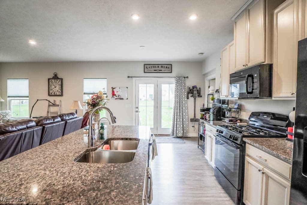 7866 Copper Court Circle, Canton, Ohio image 11