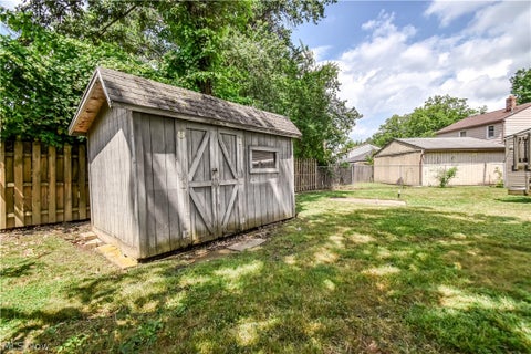 Tiny photo for 1256 E 331st Street, Eastlake, OH 44095 (MLS # 5239486)