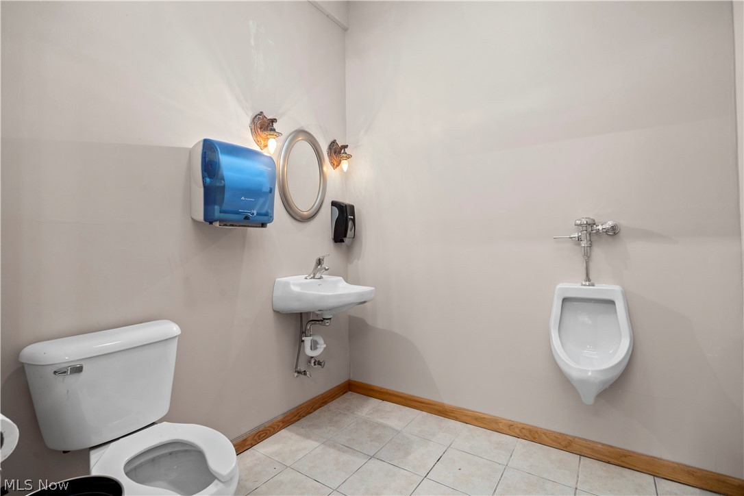 Henrietta 13 - Residential