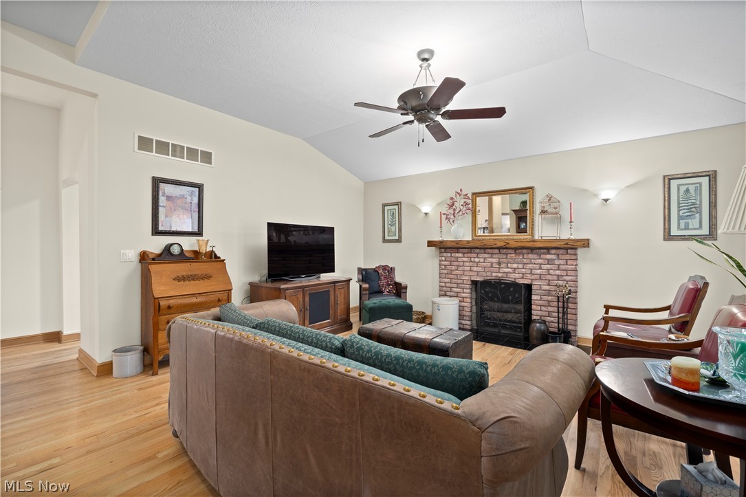 Henrietta 13 - Residential