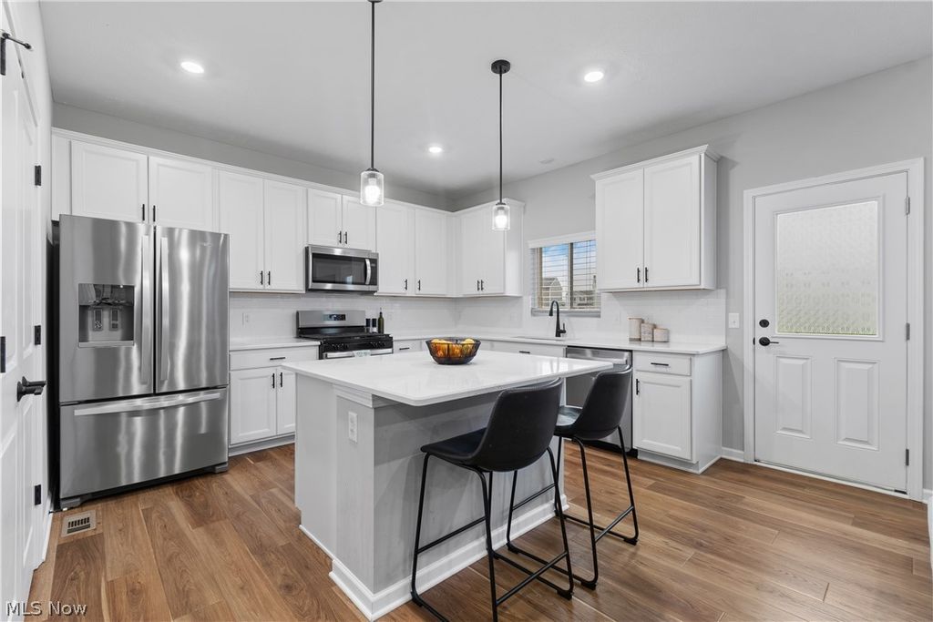 Photo of 64 Brewster Drive, Tallmadge, OH 44278 (MLS # 5206237)